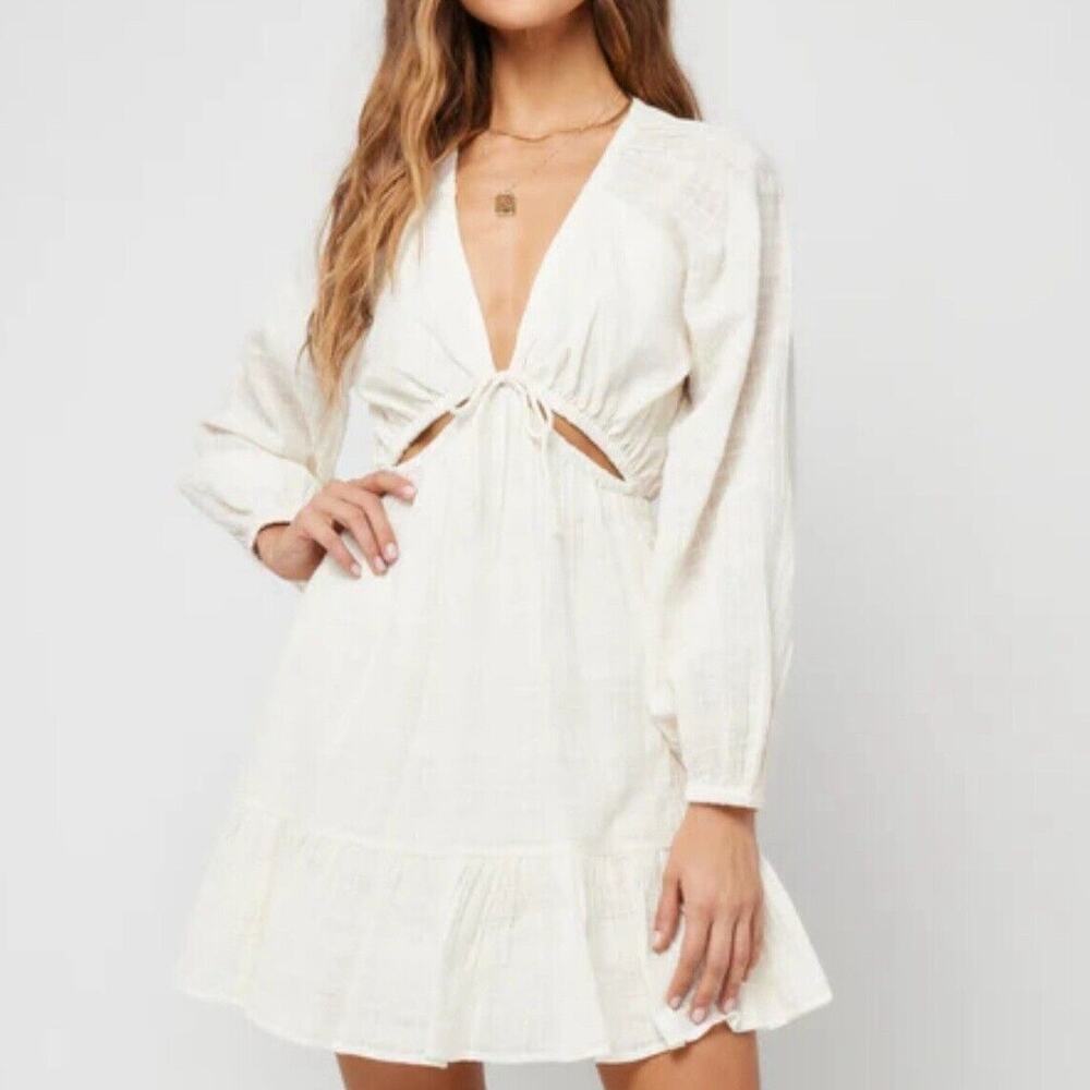 NWT L Space Sz XL Ivory Feelin Fine V Neck Tie Cutouts Elastic Txtrd Btm Ruffle